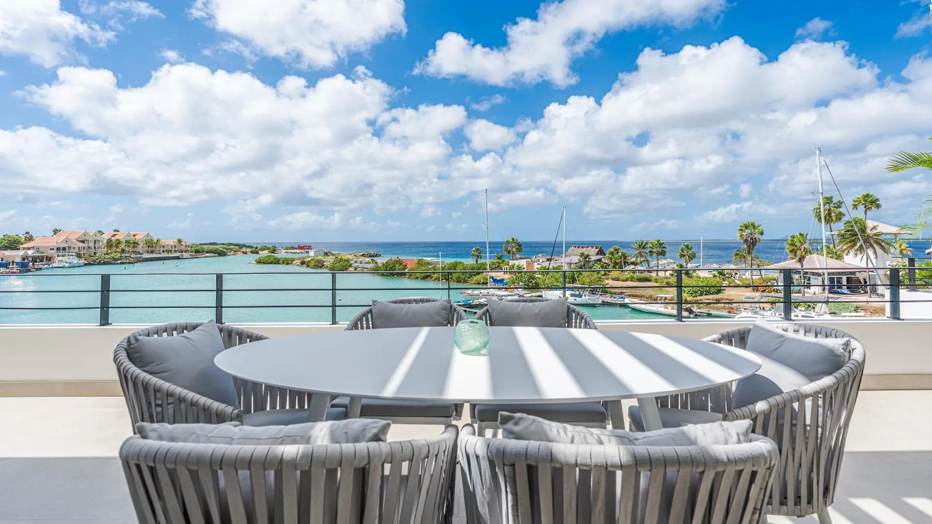 Van Der Valk Plaza Beach & Dive Resort Bonaire Kralendijk 4*,  Bonaire, Sint Eustatius & Saba