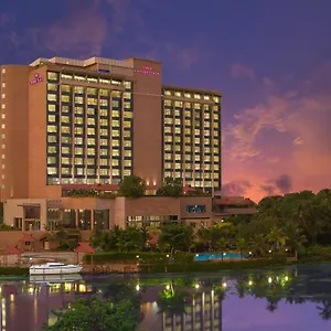 Crowne Plaza By Ihg 5* Kochi